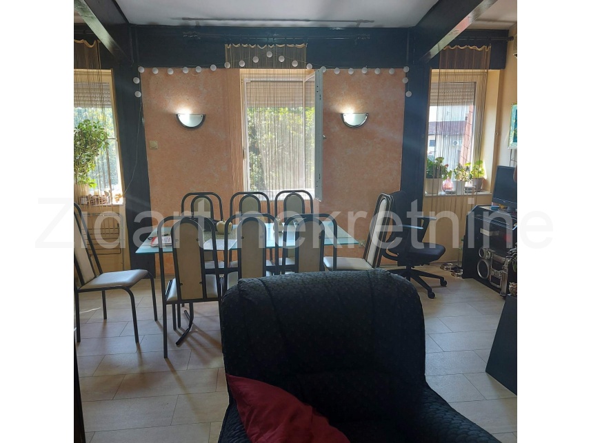 Квартира, 926 м², 184 656$ — FAKTOR